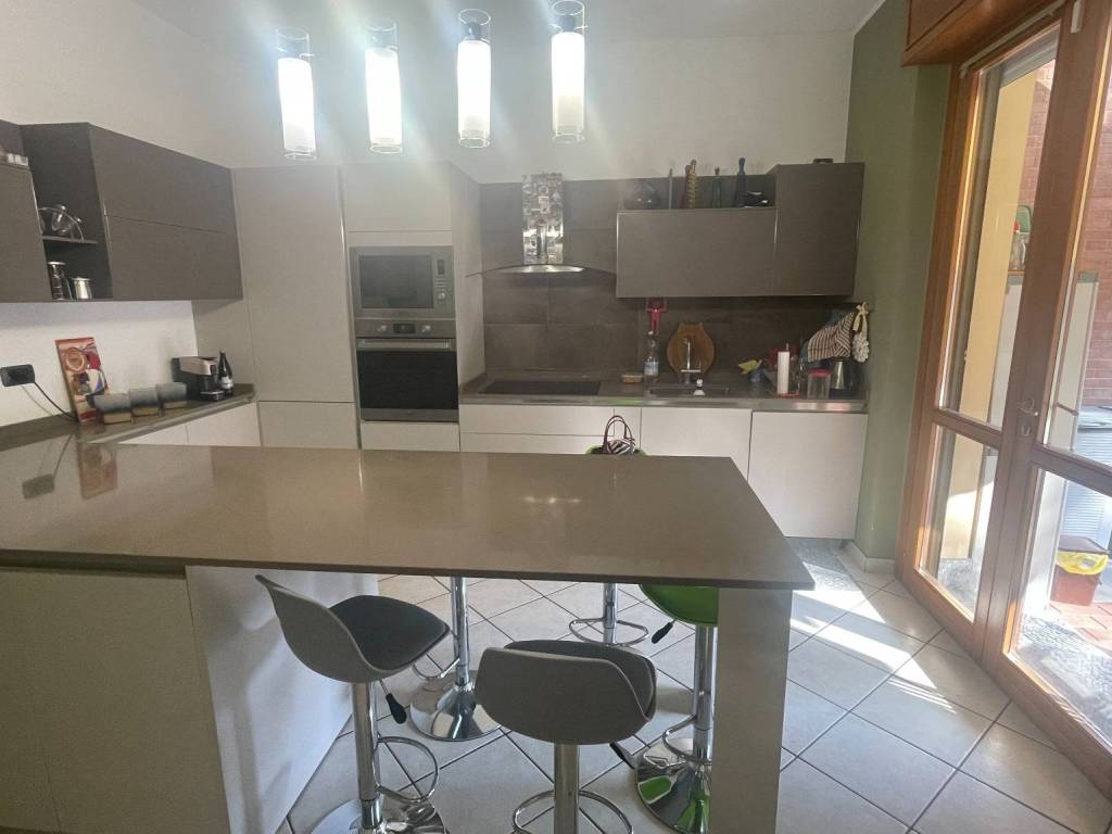 casa indipendente in vendita ad Asti
