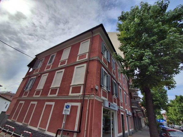 appartamento in vendita ad Asti in zona Trincere