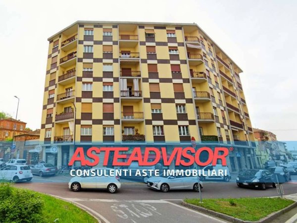 appartamento in vendita ad Asti in zona Questura
