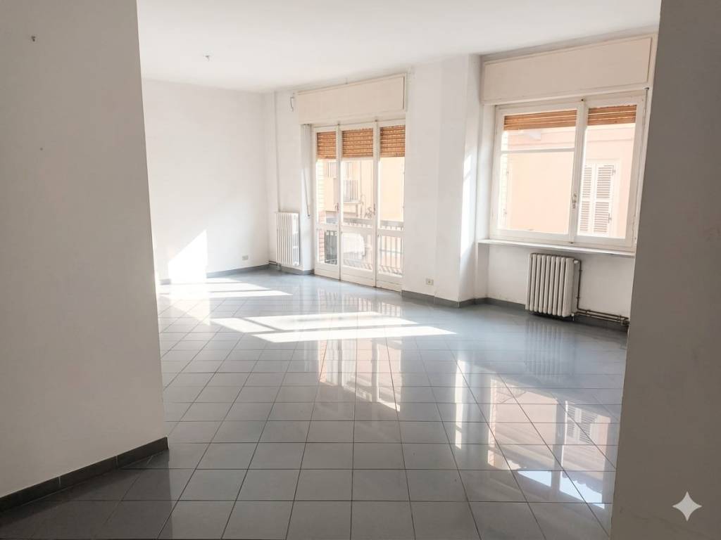 appartamento in vendita ad Asti in zona Centro Città