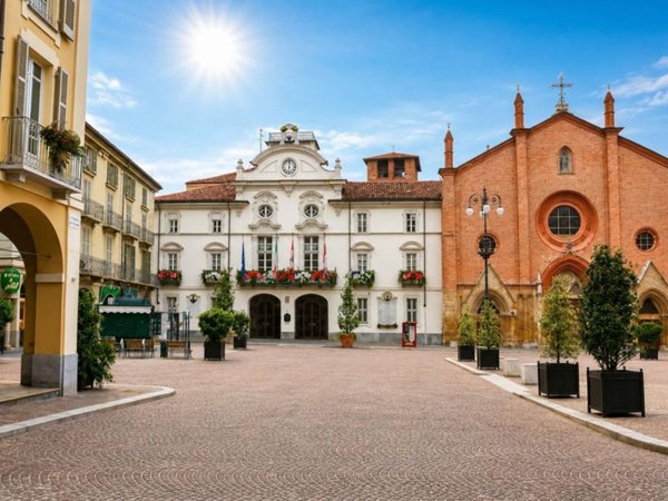 appartamento in vendita ad Asti in zona Centro Città