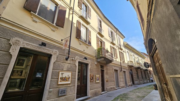 appartamento in vendita ad Asti in zona Centro Città