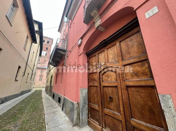 appartamento in vendita ad Asti in zona Centro Città
