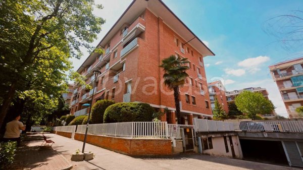 appartamento in vendita ad Asti in zona Quarto