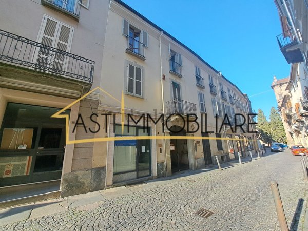 appartamento in vendita ad Asti in zona Centro Città