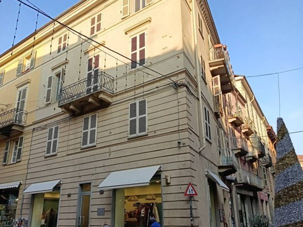 appartamento in vendita ad Asti in zona Centro Città