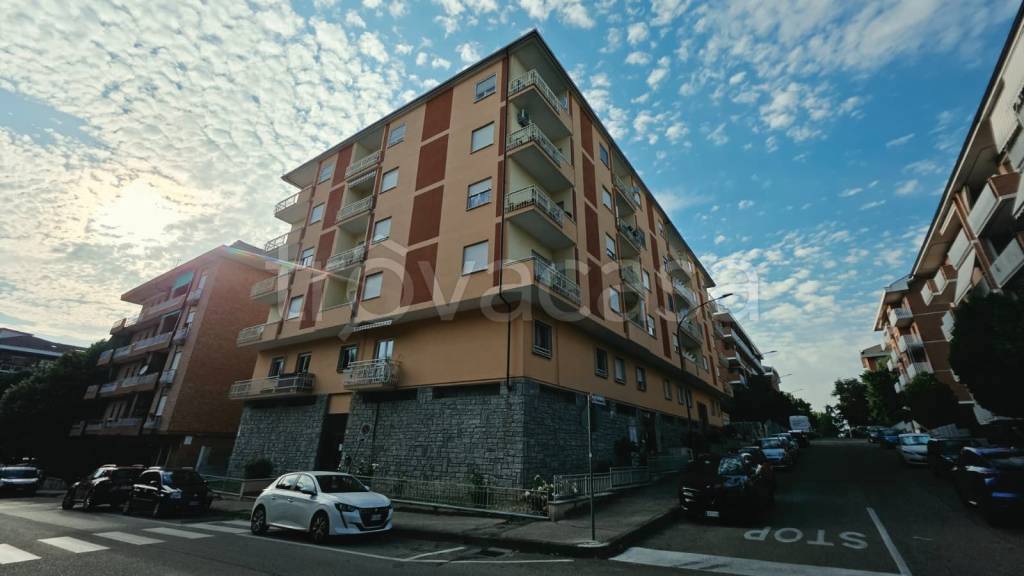 appartamento in vendita ad Asti in zona Centro Città