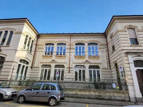 locale di sgombero in vendita ad Asti in zona Pilone