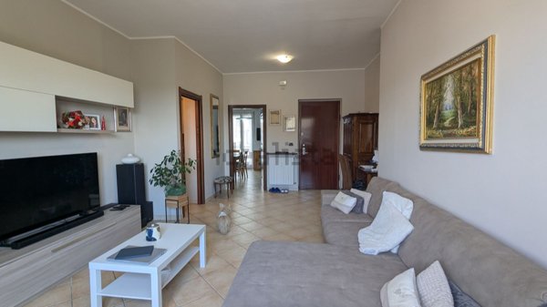 appartamento in vendita ad Asti in zona Quarto