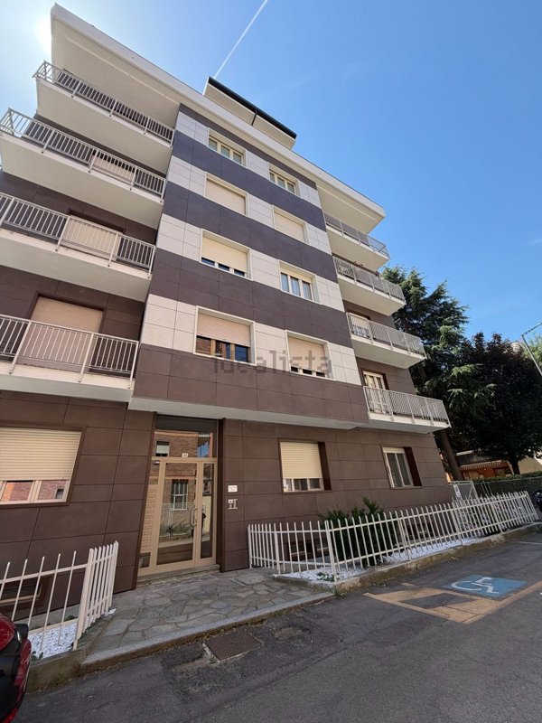 appartamento in vendita ad Asti in zona Via Pietro Micca