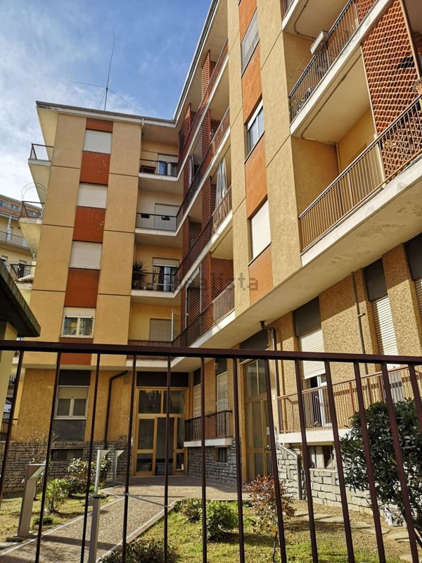 appartamento in vendita ad Asti