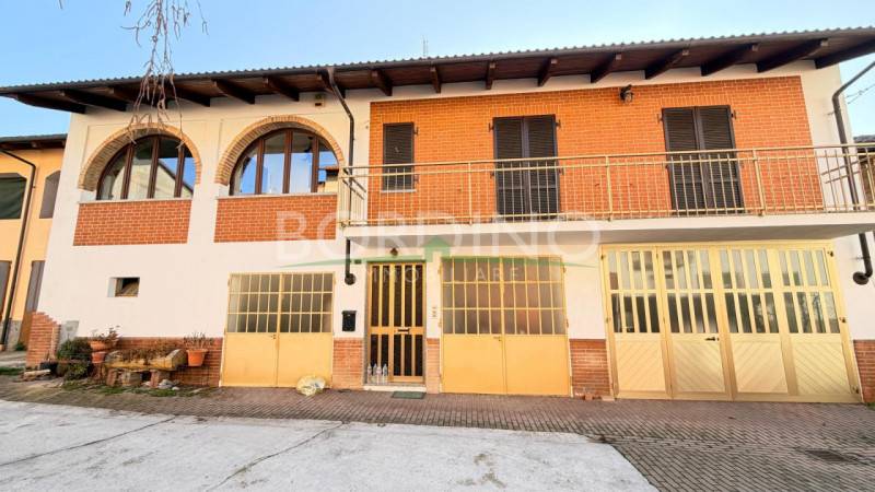 casa indipendente in vendita ad Asti