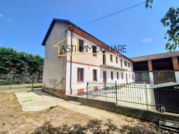 appartamento in vendita ad Asti in zona Santo Spirito