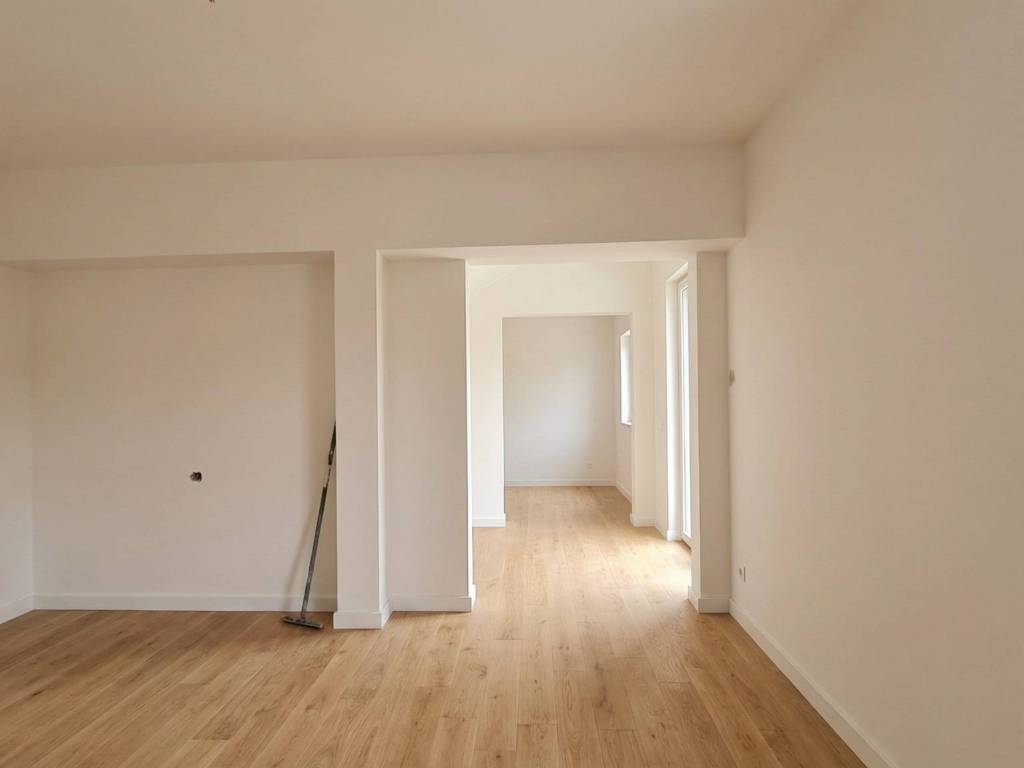 casa indipendente in vendita ad Asti in zona Valmanera