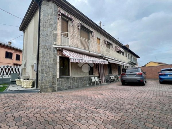 casa indipendente in vendita ad Asti in zona Trincere