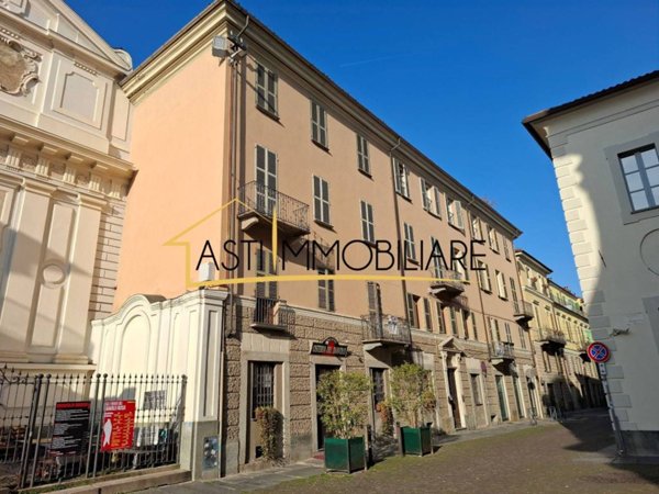 appartamento in vendita ad Asti