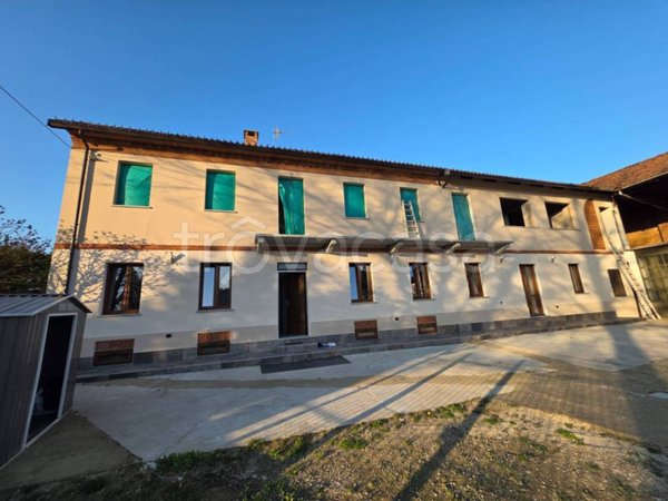 casa indipendente in vendita ad Asti in zona Santo Spirito
