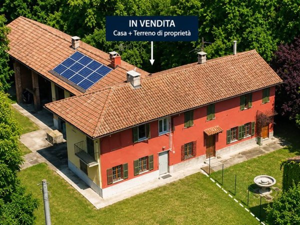 casa indipendente in vendita ad Asti in zona Valmanera
