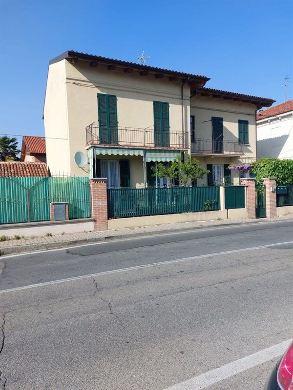 casa indipendente in vendita ad Asti