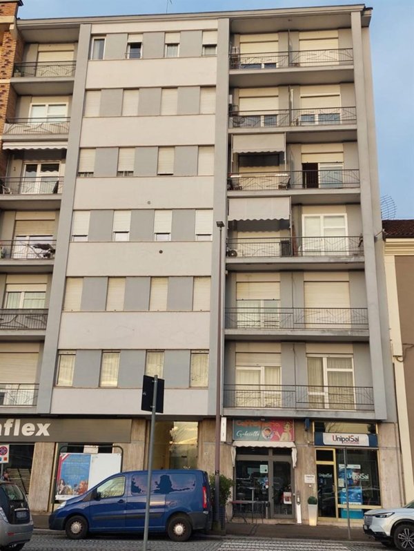 appartamento in vendita ad Asti