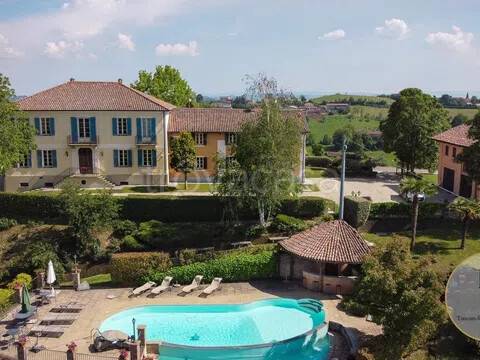 casa indipendente in vendita ad Asti in zona Centro Città