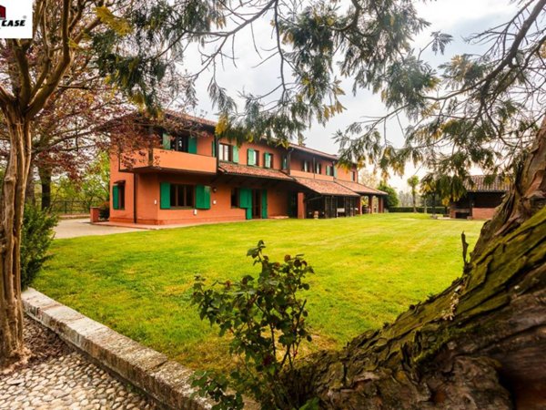 casa indipendente in vendita ad Asti in zona Valleandona