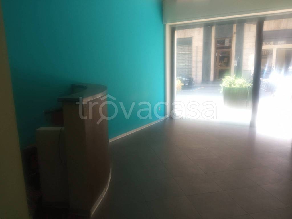 appartamento in vendita ad Asti in zona Corso Dante