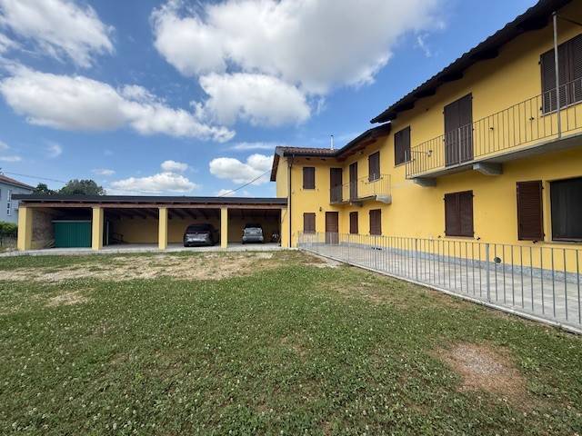 casa indipendente in vendita ad Asti in zona San Marzanotto Piana