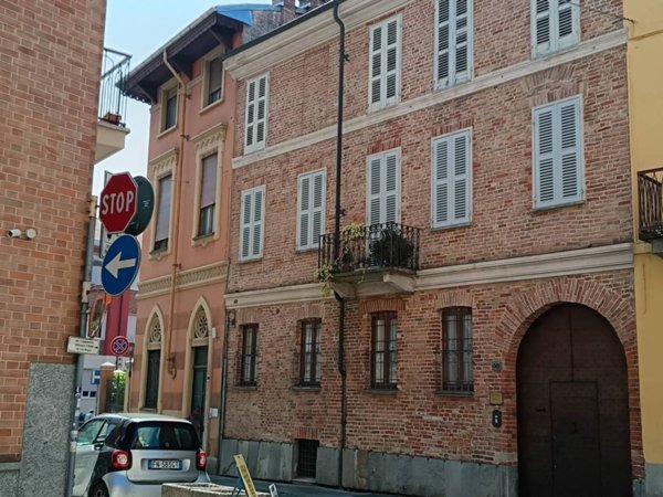 appartamento in vendita ad Asti in zona Centro Città