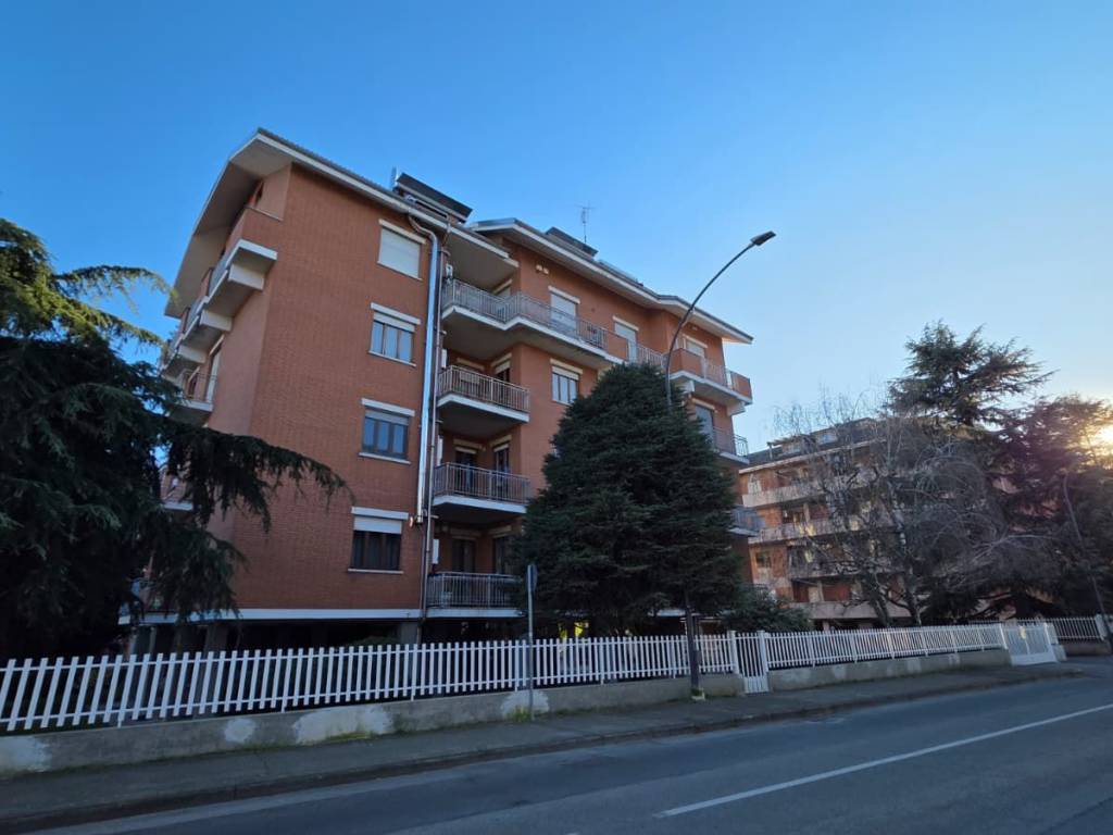 appartamento in vendita ad Asti in zona Corso Dante