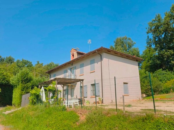 casa indipendente in vendita ad Asti
