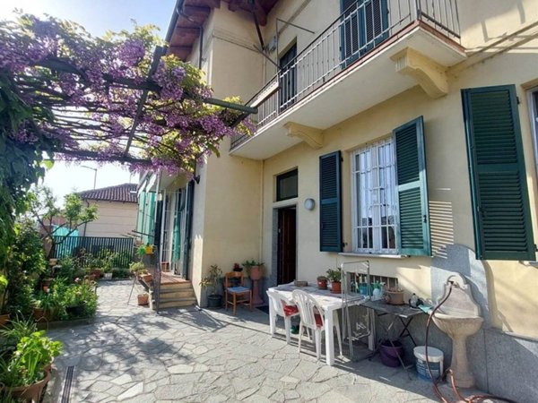 casa indipendente in vendita ad Asti