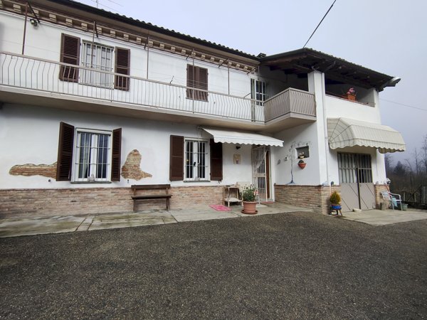 mansarda in vendita ad Asti in zona Castiglione
