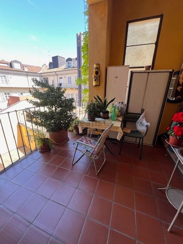 appartamento in vendita ad Asti in zona Corso Vittorio Alfieri