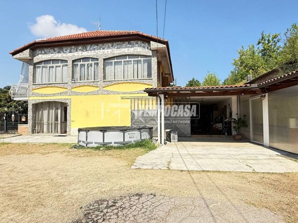 appartamento in vendita ad Asti in zona Valgera