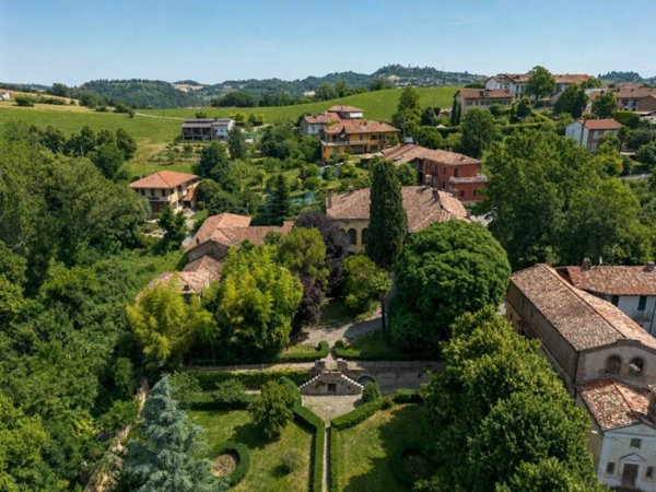 villa in vendita ad Asti in zona Variglie
