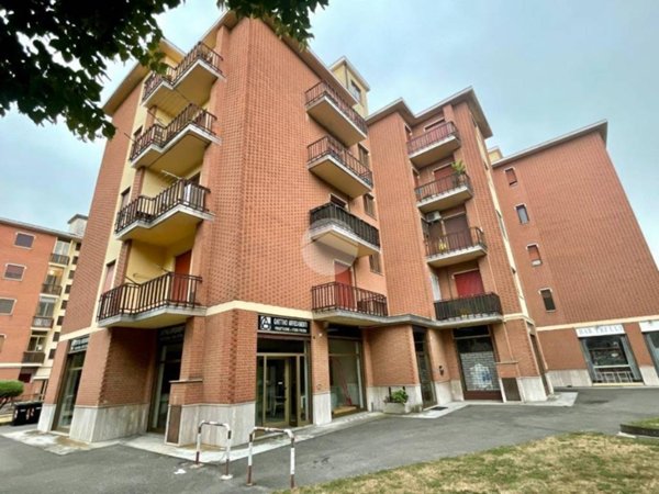 appartamento in vendita ad Asti in zona Pilone