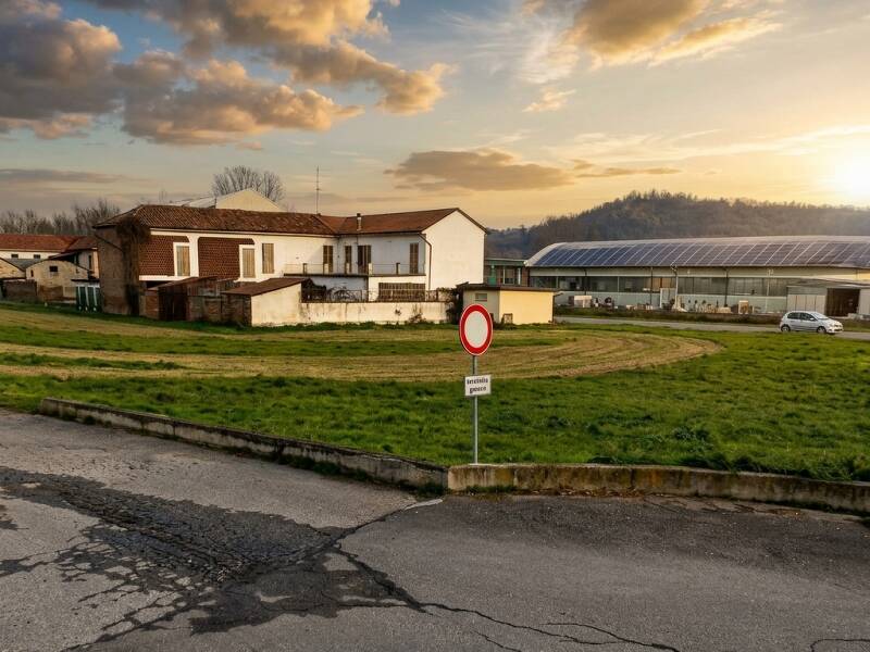 casa indipendente in vendita ad Asti in zona Corso Dante