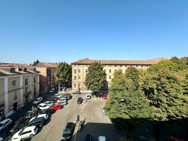 appartamento in vendita ad Asti