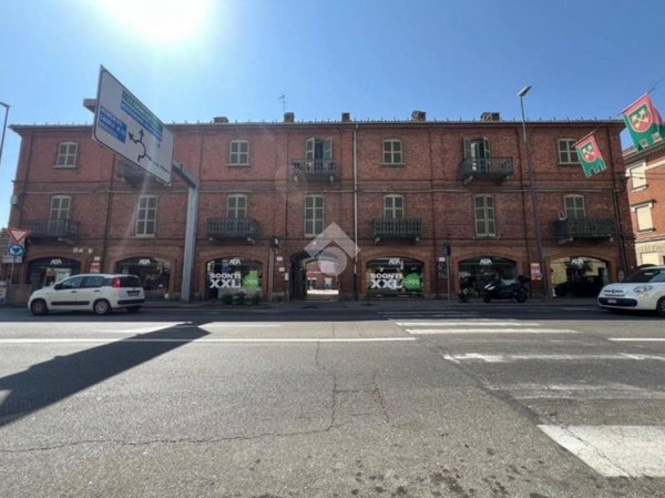 appartamento in vendita ad Asti in zona Pilone