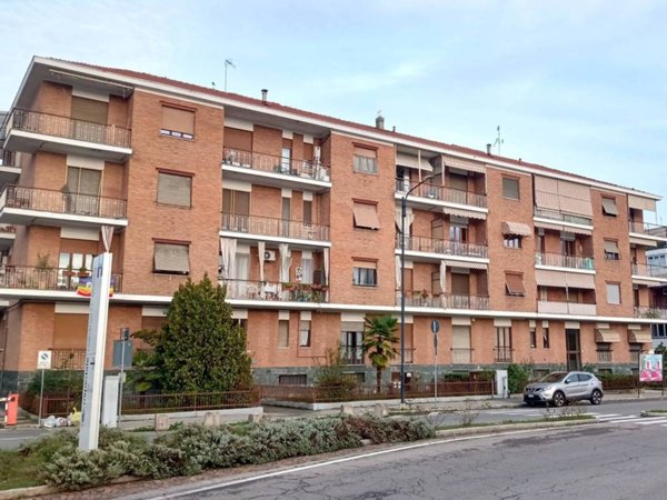appartamento in vendita ad Asti in zona Torretta