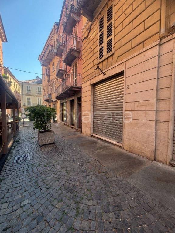 appartamento in vendita ad Asti in zona Centro Città