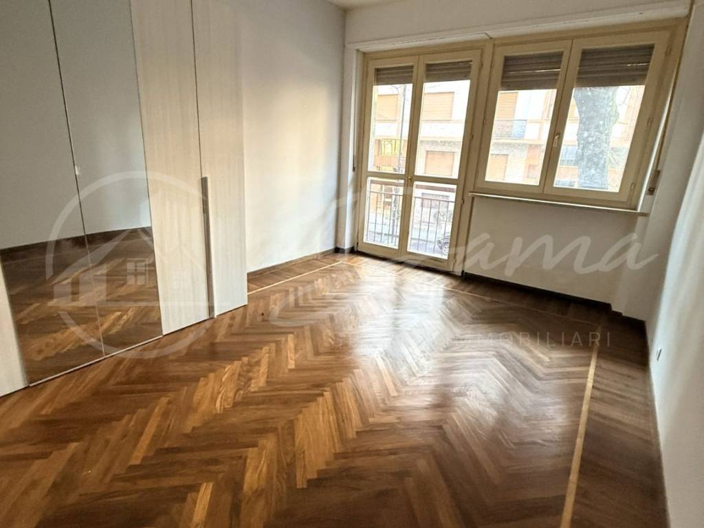 appartamento in vendita ad Asti in zona Corso Dante