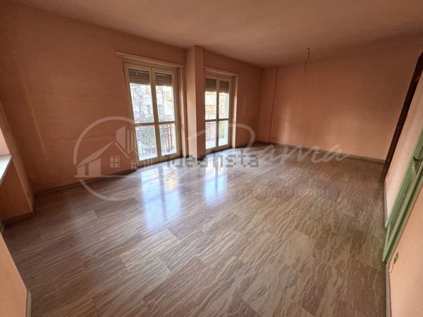 appartamento in vendita ad Asti in zona Corso Dante