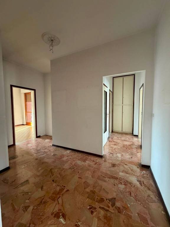 appartamento in vendita ad Asti in zona Corso Volta