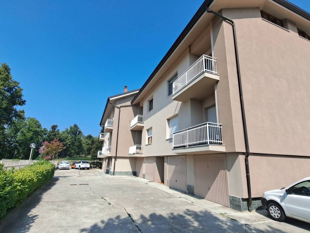 appartamento in vendita ad Asti in zona Palucco