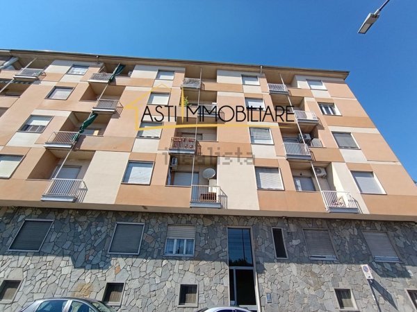 appartamento in vendita ad Asti