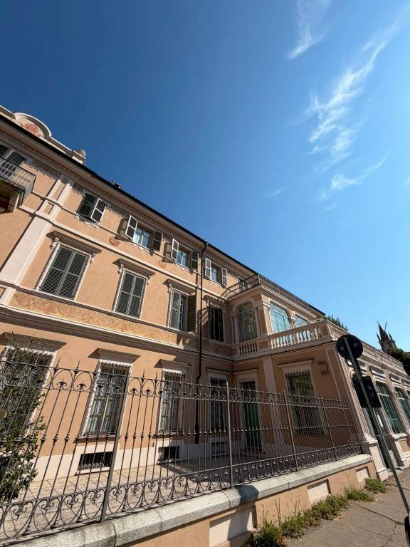 appartamento in vendita ad Asti in zona Pilone