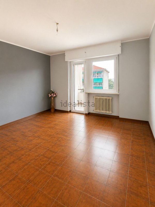 appartamento in vendita ad Asti in zona Borgo Tanaro