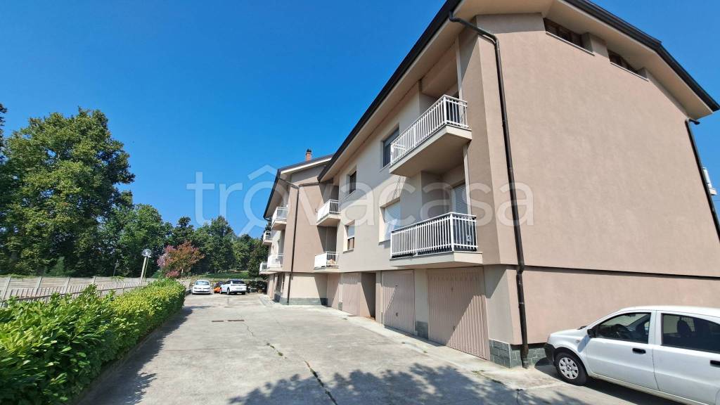 appartamento in vendita ad Asti in zona Palucco